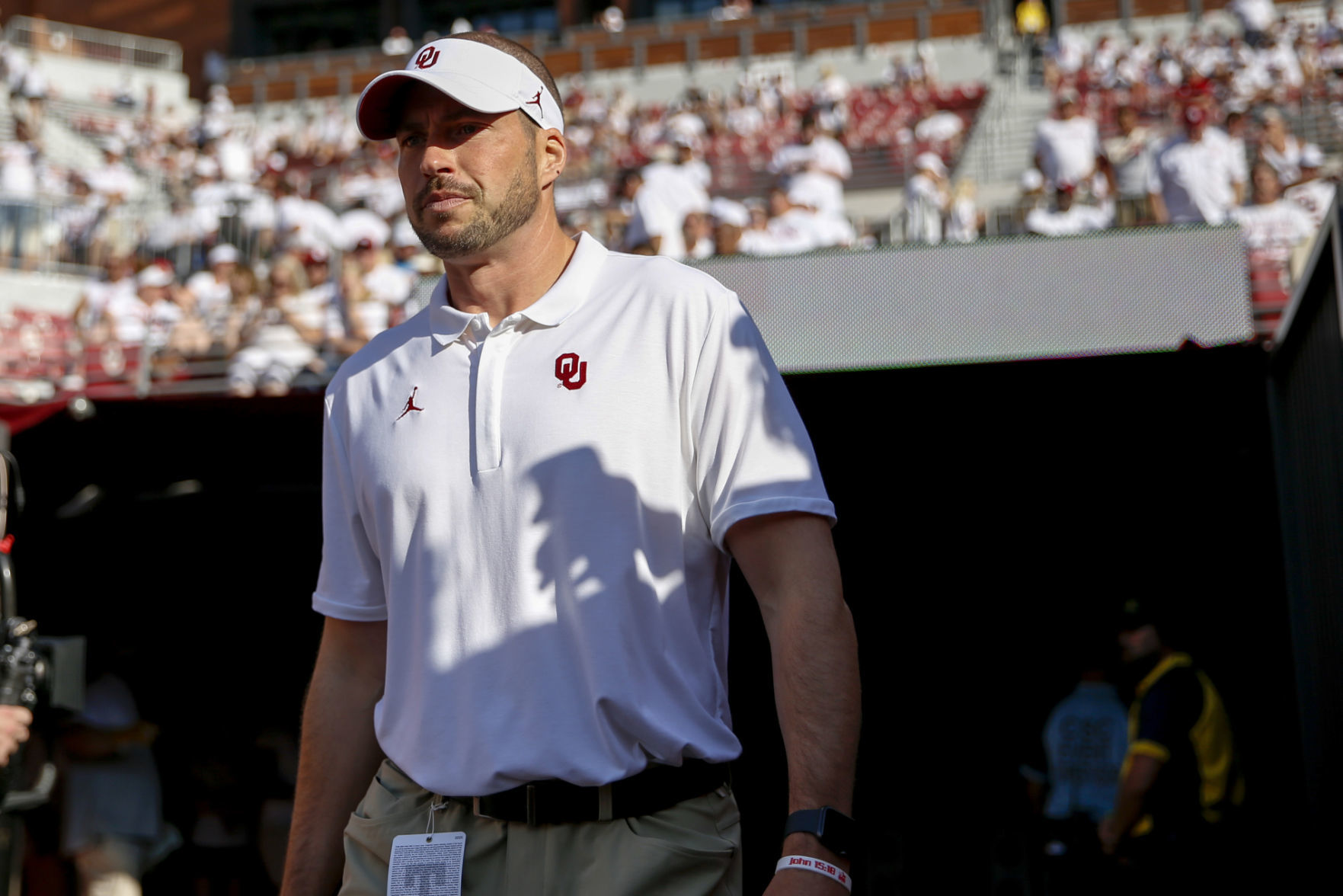 Oklahoma Sooners vs Houston Cougars